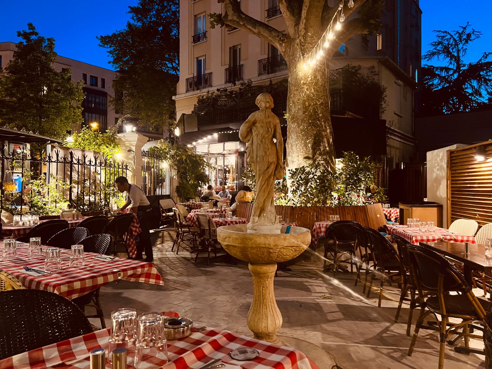 Terrasse Le Nouveau Paris
